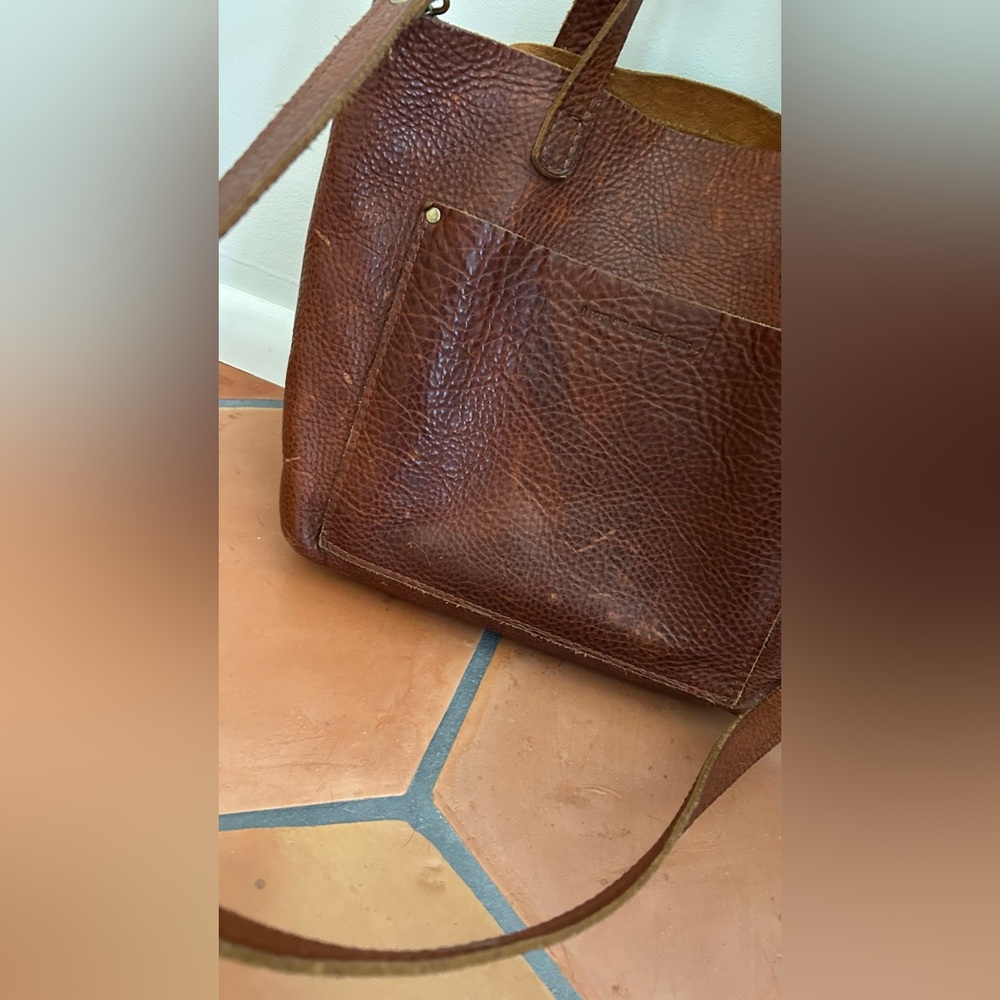 Portland Leather Medium Tote Bag - Picture 2 of 6